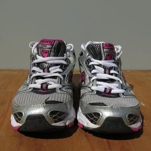 saucony women's grid stratos 5